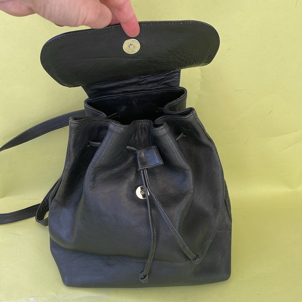 Vintage black/silver distressed leather backpack - Picture 7 of 16